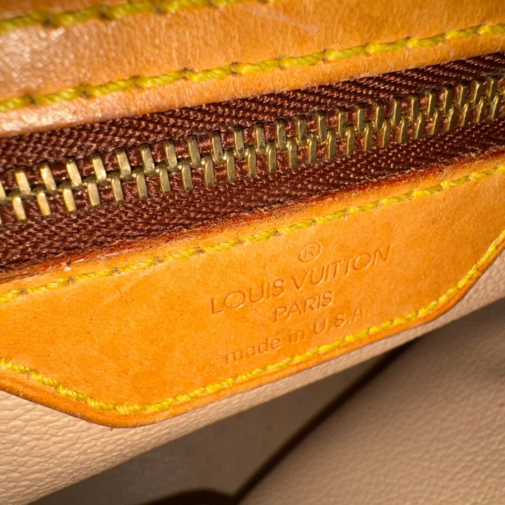 Louis Vuitton Monogram LV Petit Bucket Bag - Picture 10 of 11